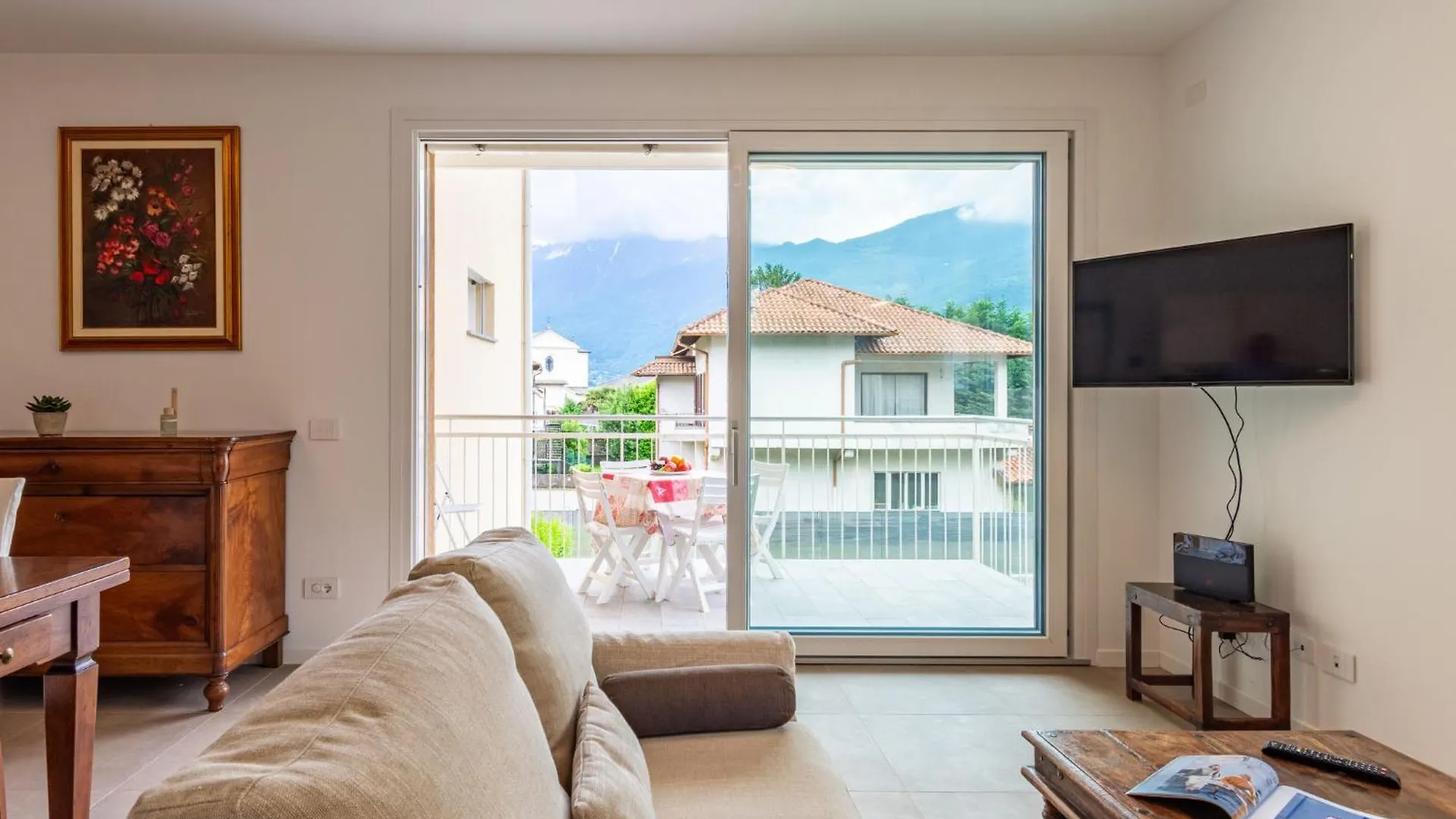 Apartment Luna By Interhome Gravedona